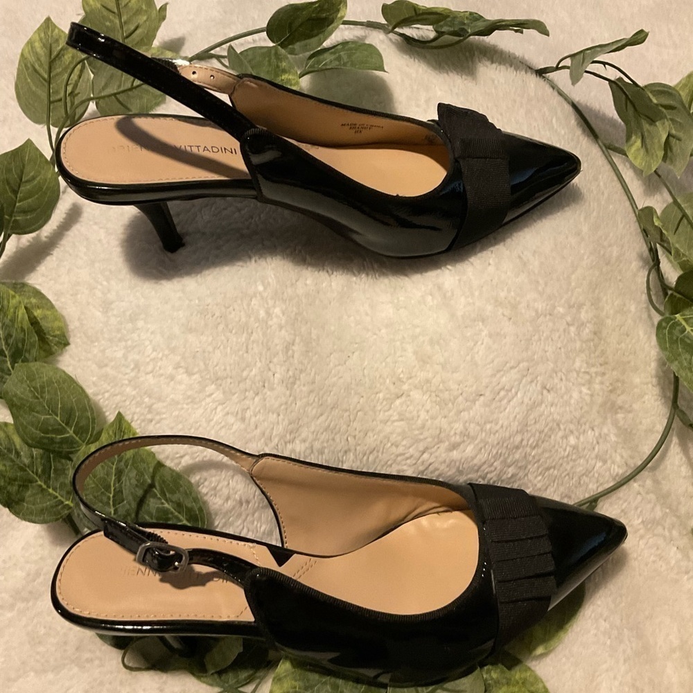 Adrienne Vittadini Black Patent Sling Backs With Grosgrain Bow on Toe Size 7.5